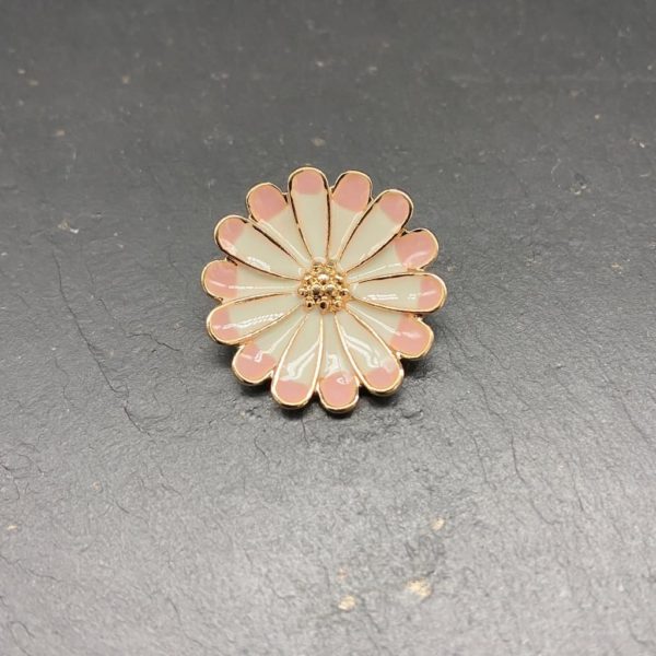 Enamelled Daisy Brooch