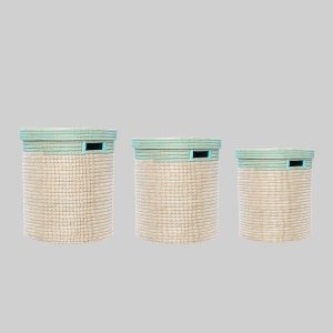 Handcrafted Natural Straw Laundry Basket with Flat Lid